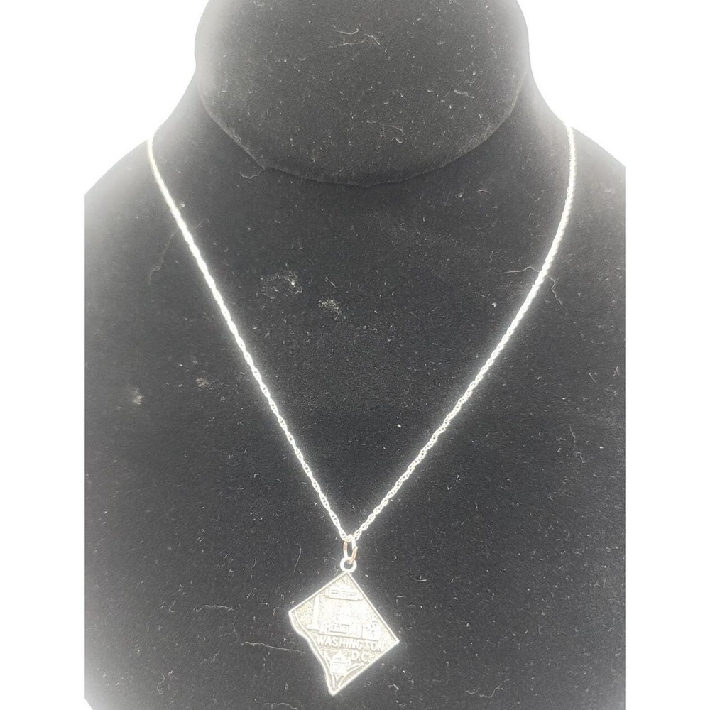 Vintage travel sterling silver 925 Washington D.C. charm pendant on 18" necklace